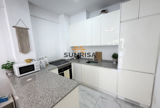 Appartement · Herverkoop - La Zenia · Alicante · Spanje
