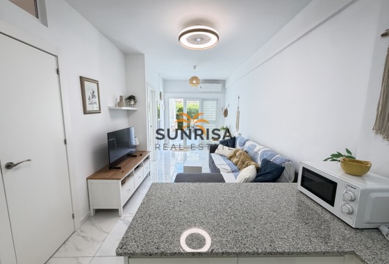 Appartement · Herverkoop - La Zenia · Alicante · Spanje
