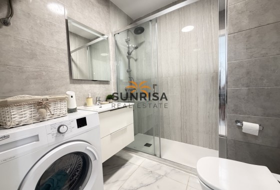 Appartement · Herverkoop - La Zenia · Alicante · Spanje