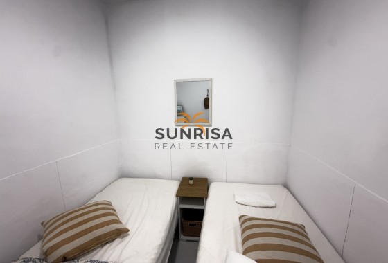 Appartement · Herverkoop - La Zenia · Alicante · Spanje
