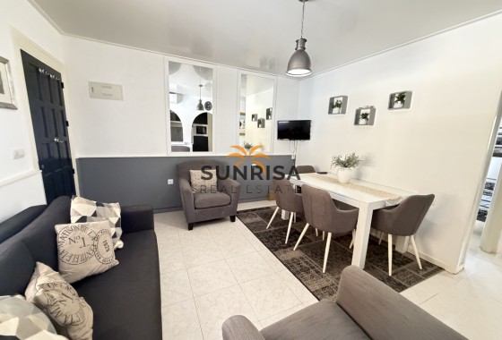 Appartement · Herverkoop - Villamartin · Alicante · Spanje