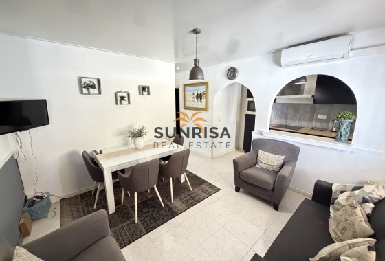 Appartement · Herverkoop - Villamartin · Alicante · Spanje