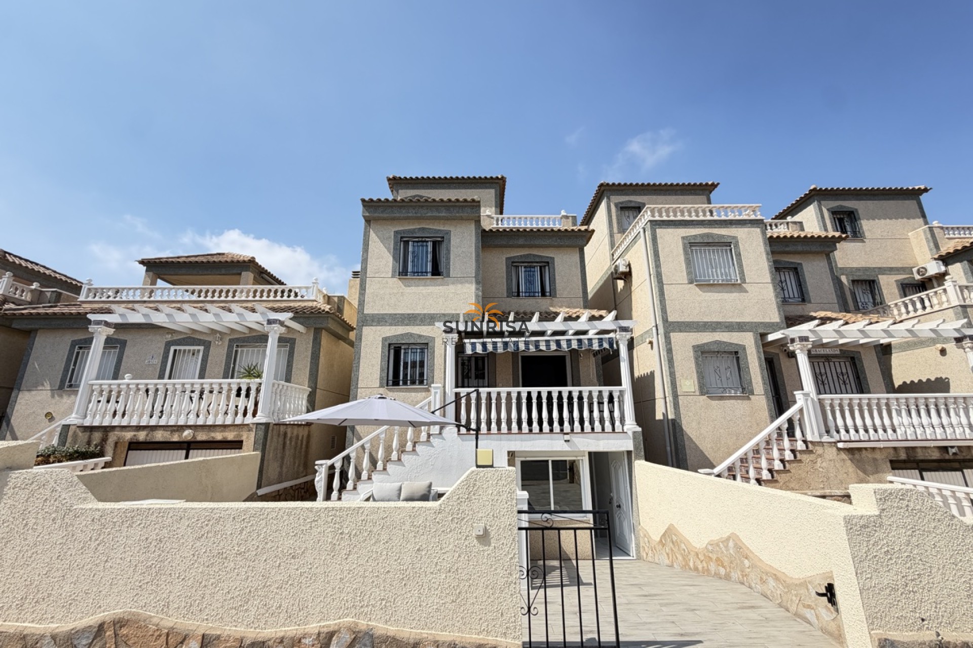 Revente - Villa - Villamartin