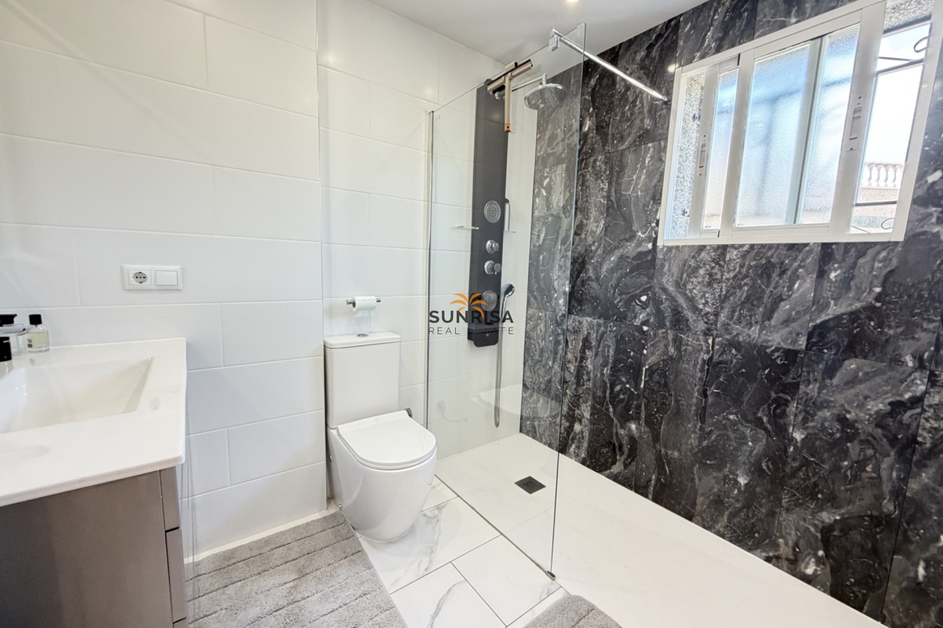 Revente - Villa - Villamartin