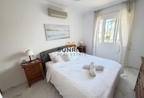 Villa · Revente - Villamartin · Alicante · Espagne