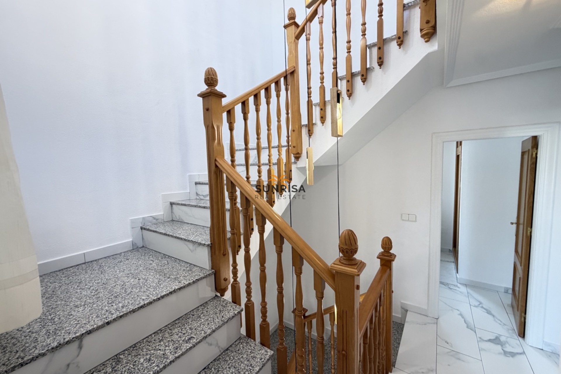 Revente - Villa - Villamartin