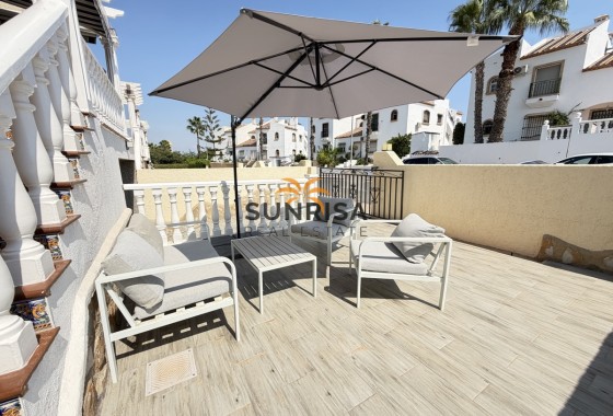 Villa · Revente - Villamartin · Alicante · Espagne