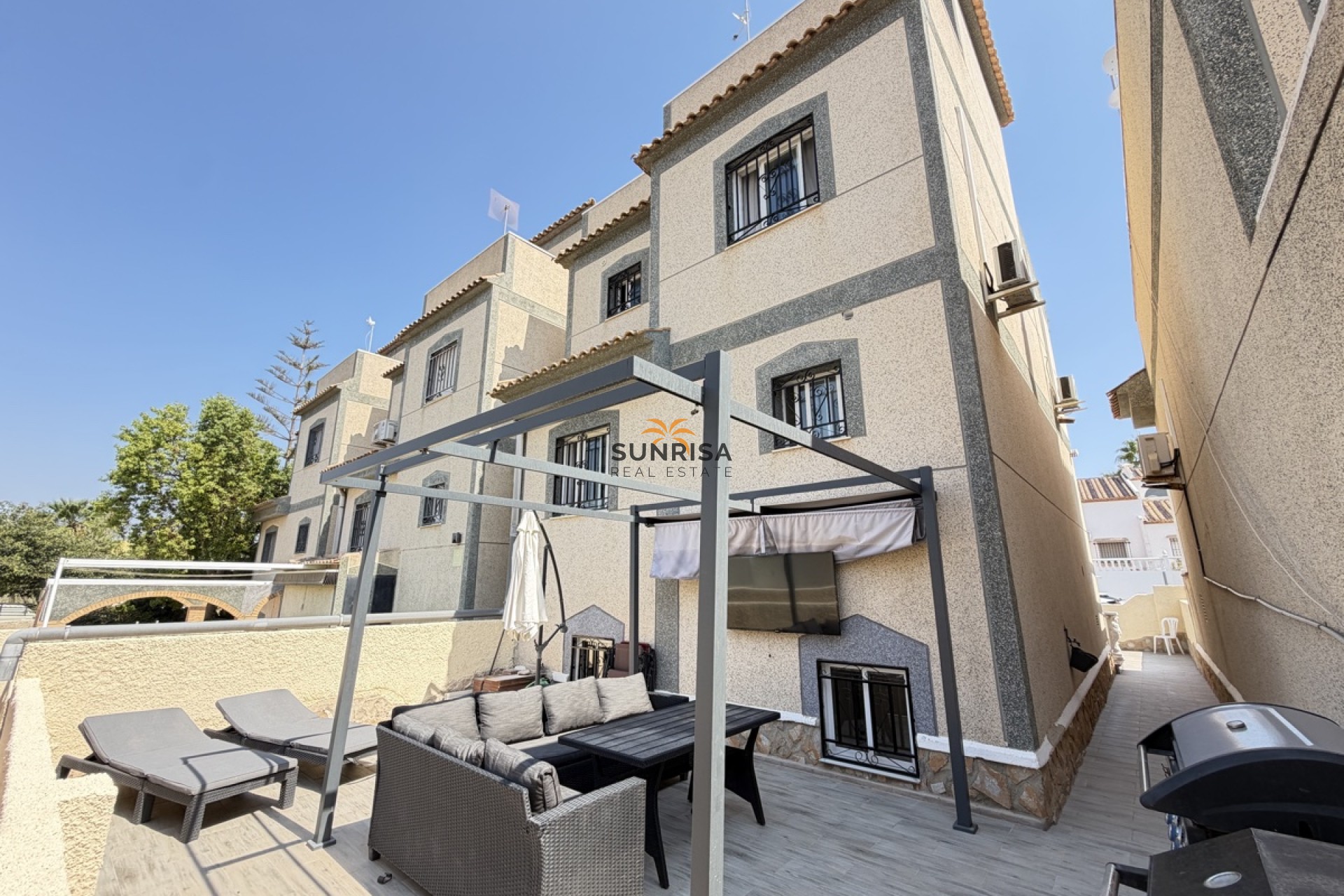 Revente - Villa - Villamartin