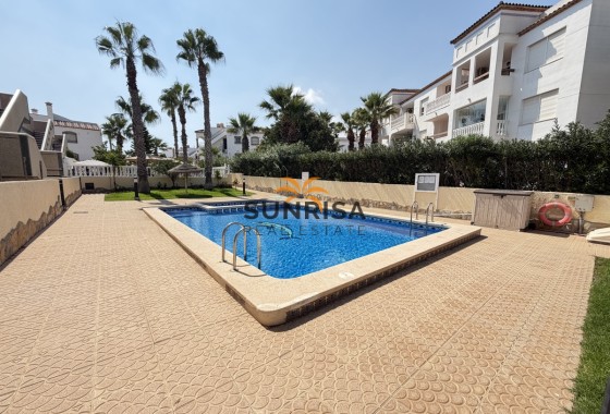 Villa · Revente - Villamartin · Alicante · Espagne
