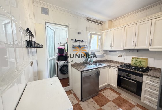 Appartement · Herverkoop - Villamartin · Alicante · Spanje