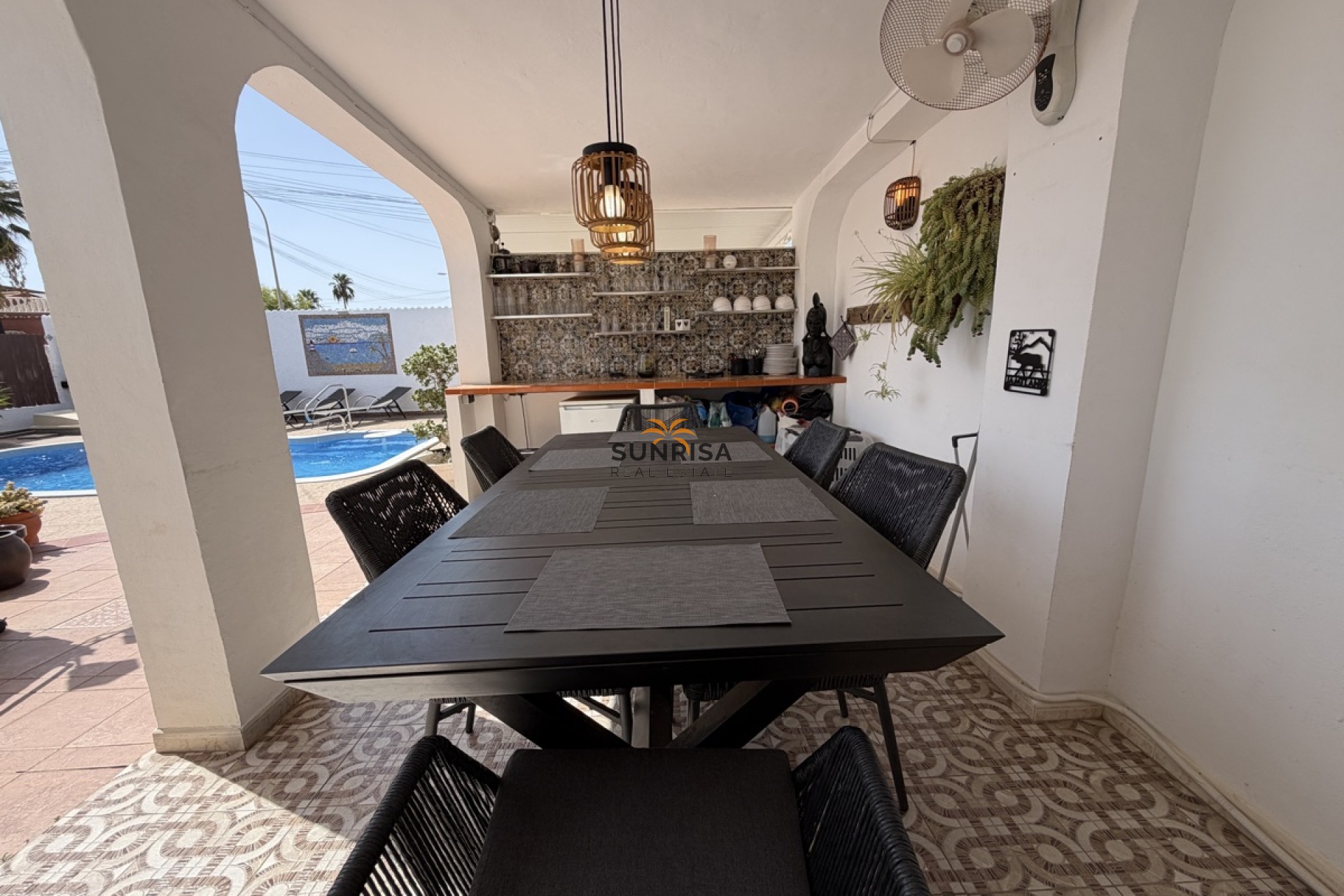 Resale - Bungalow - Torrevieja