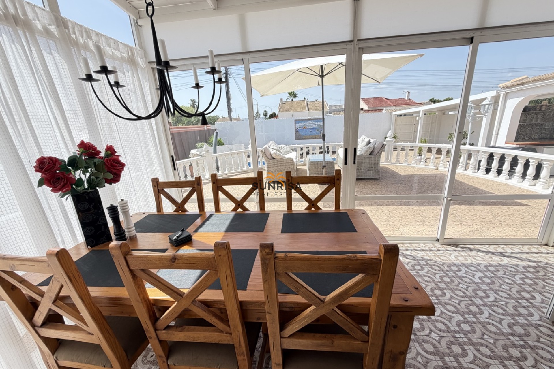 Resale - Bungalow - Torrevieja