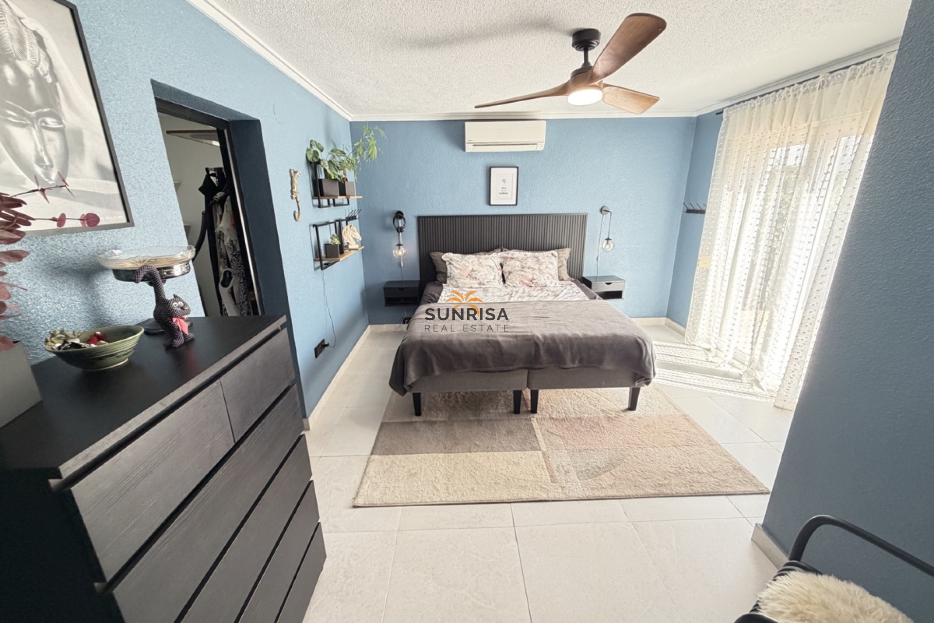 Resale - Bungalow - Torrevieja