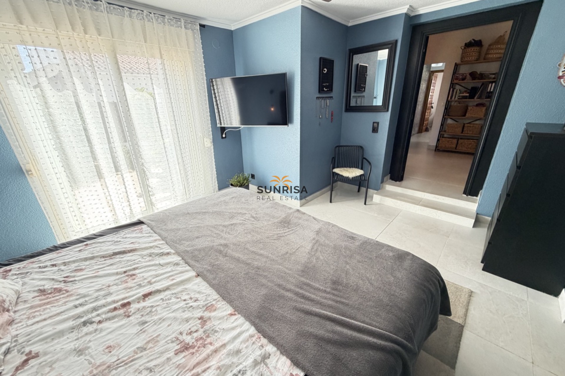 Resale - Bungalow - Torrevieja
