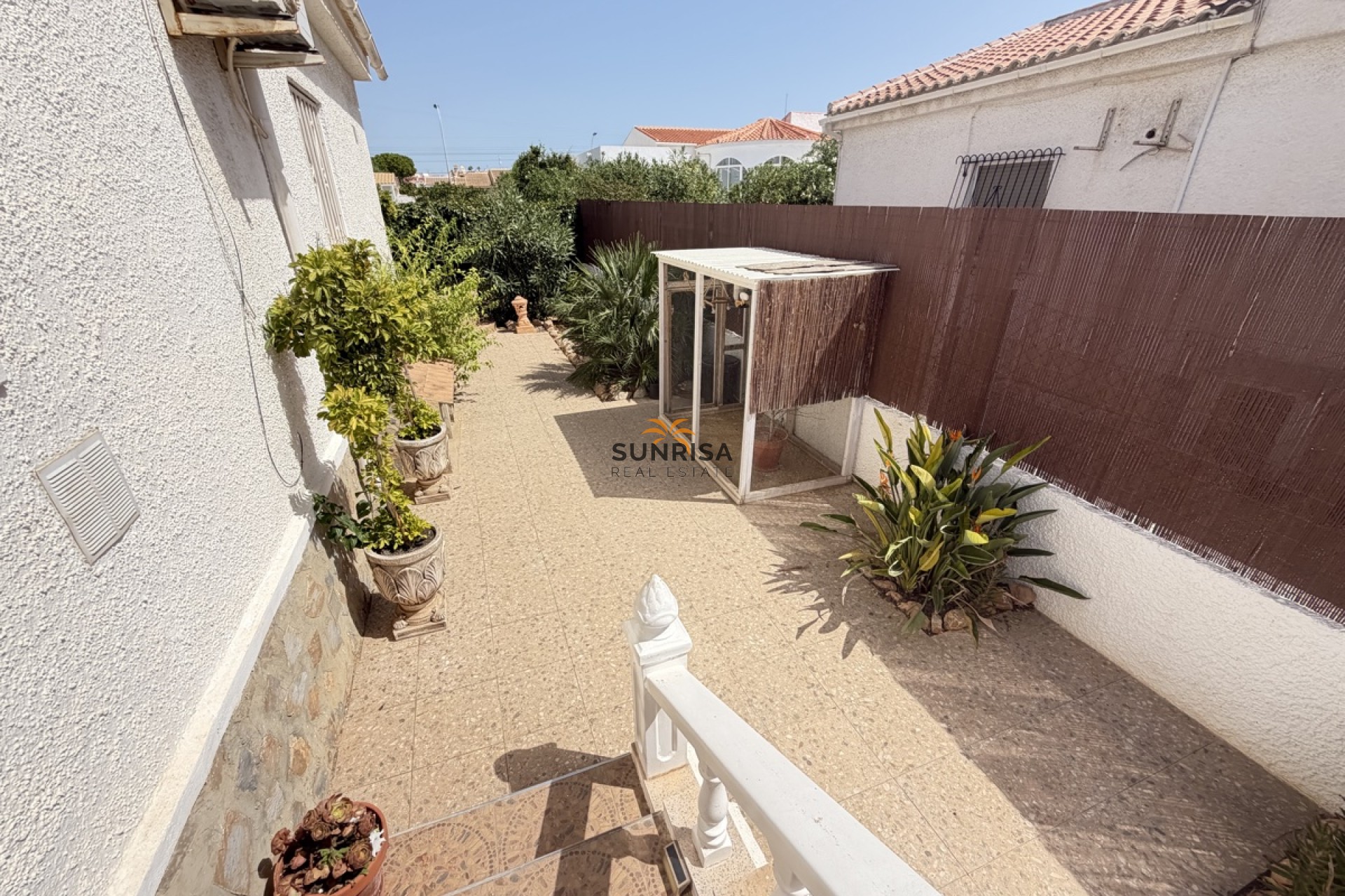 Resale - Bungalow - Torrevieja