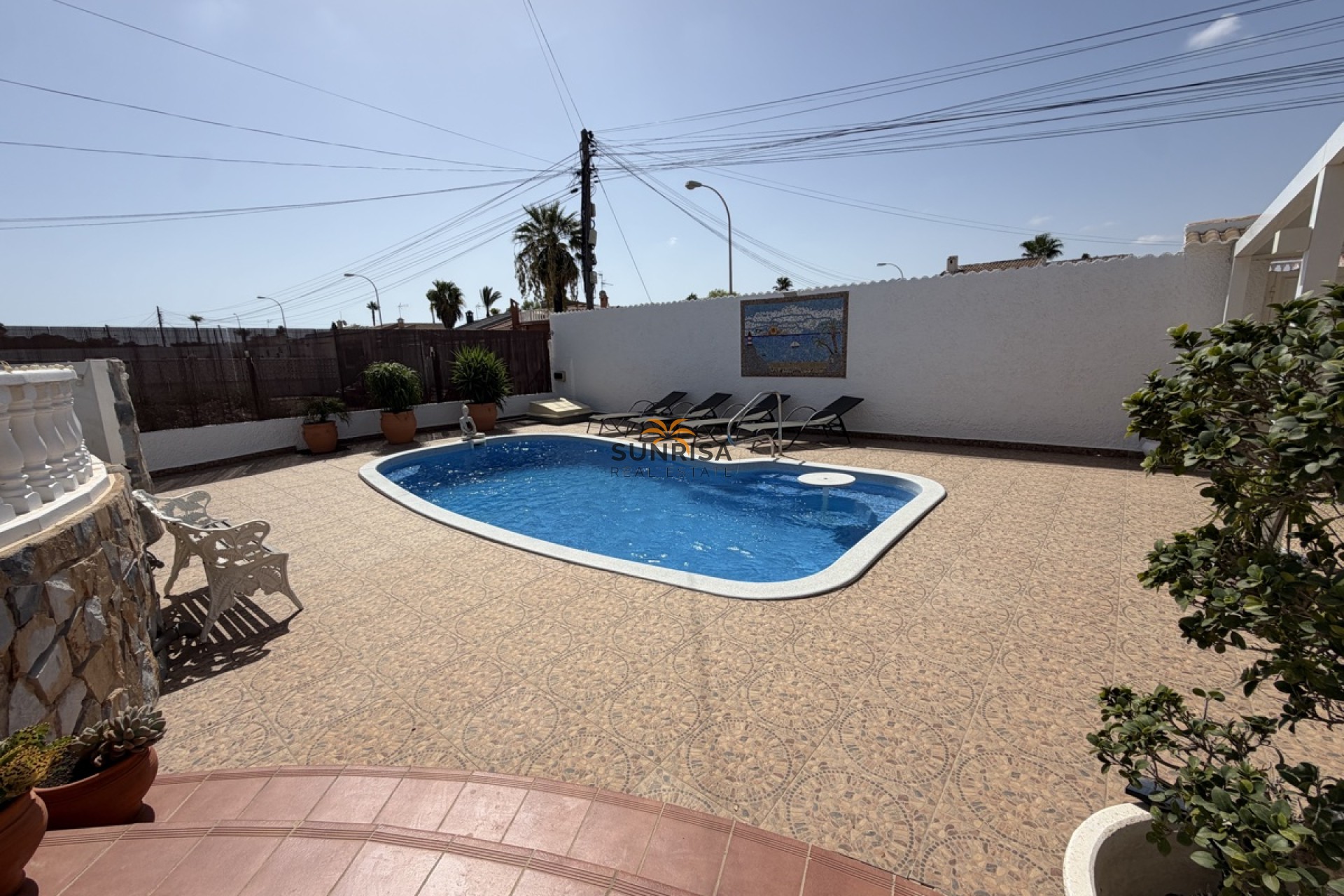 Resale - Bungalow - Torrevieja