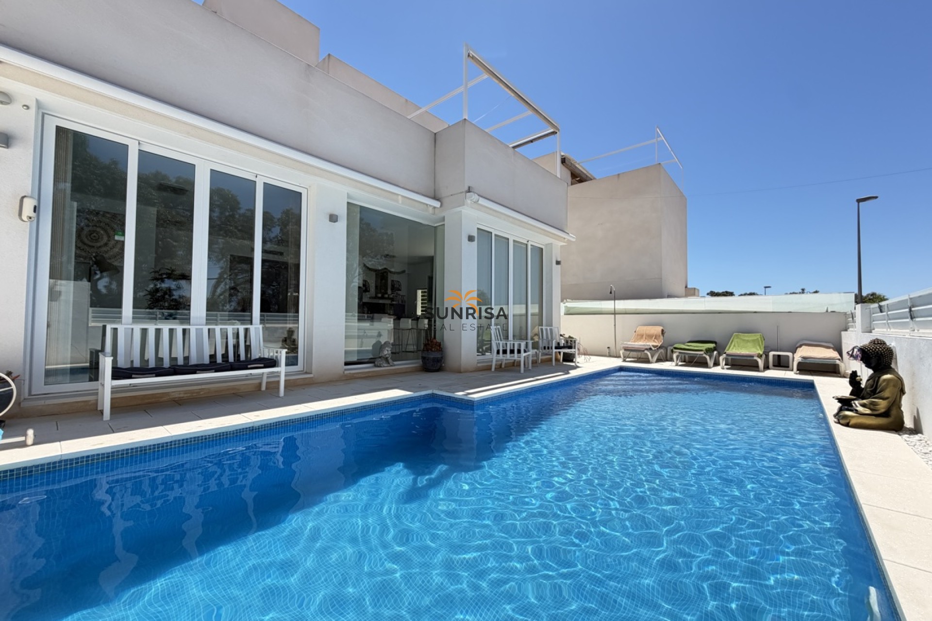 Reventa - Villa - Mil Palmeras