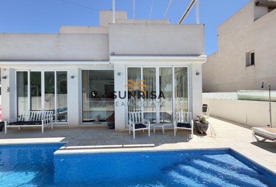 Villa · Reventa - Mil Palmeras · Alicante · España
