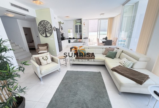 Villa · Reventa - Mil Palmeras · Alicante · España