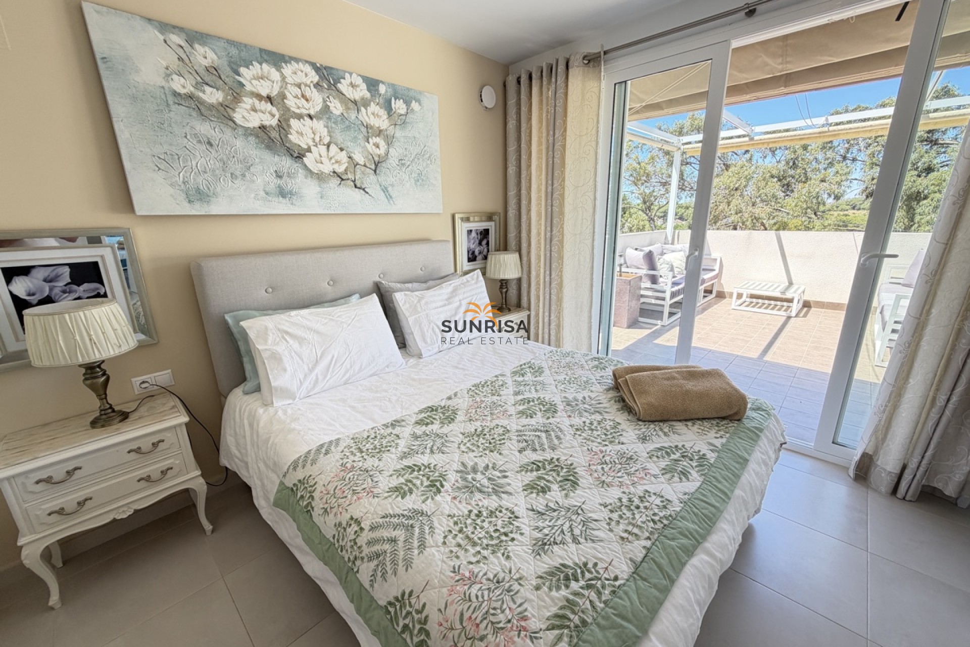 Reventa - Villa - Mil Palmeras