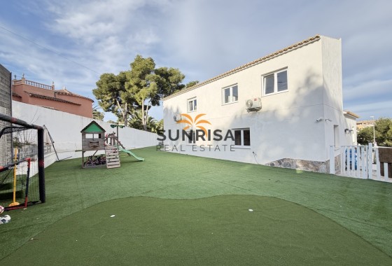 Villa · Reventa - Villamartin · Alicante · España