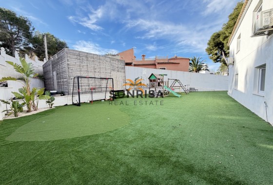 Villa · Reventa - Villamartin · Alicante · España
