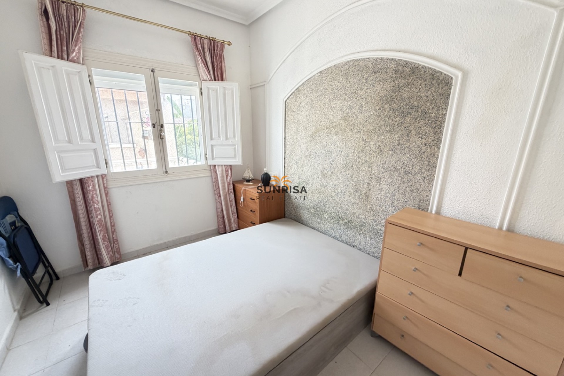 Resale - Apartment - Orihuela Costa