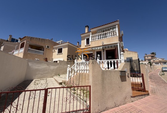 Villa · Reventa - Villamartin · Alicante · España