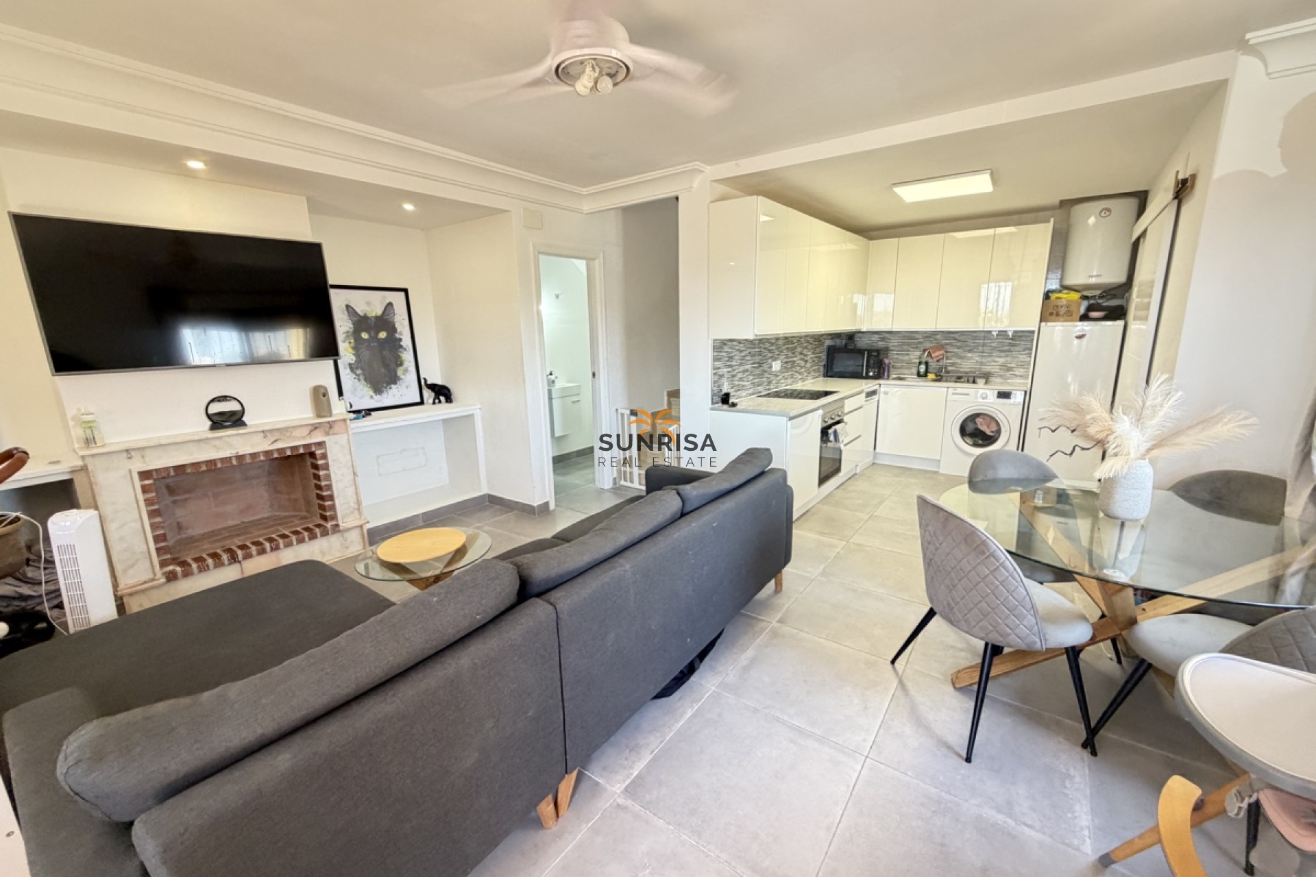Resale - Villa - Villamartin