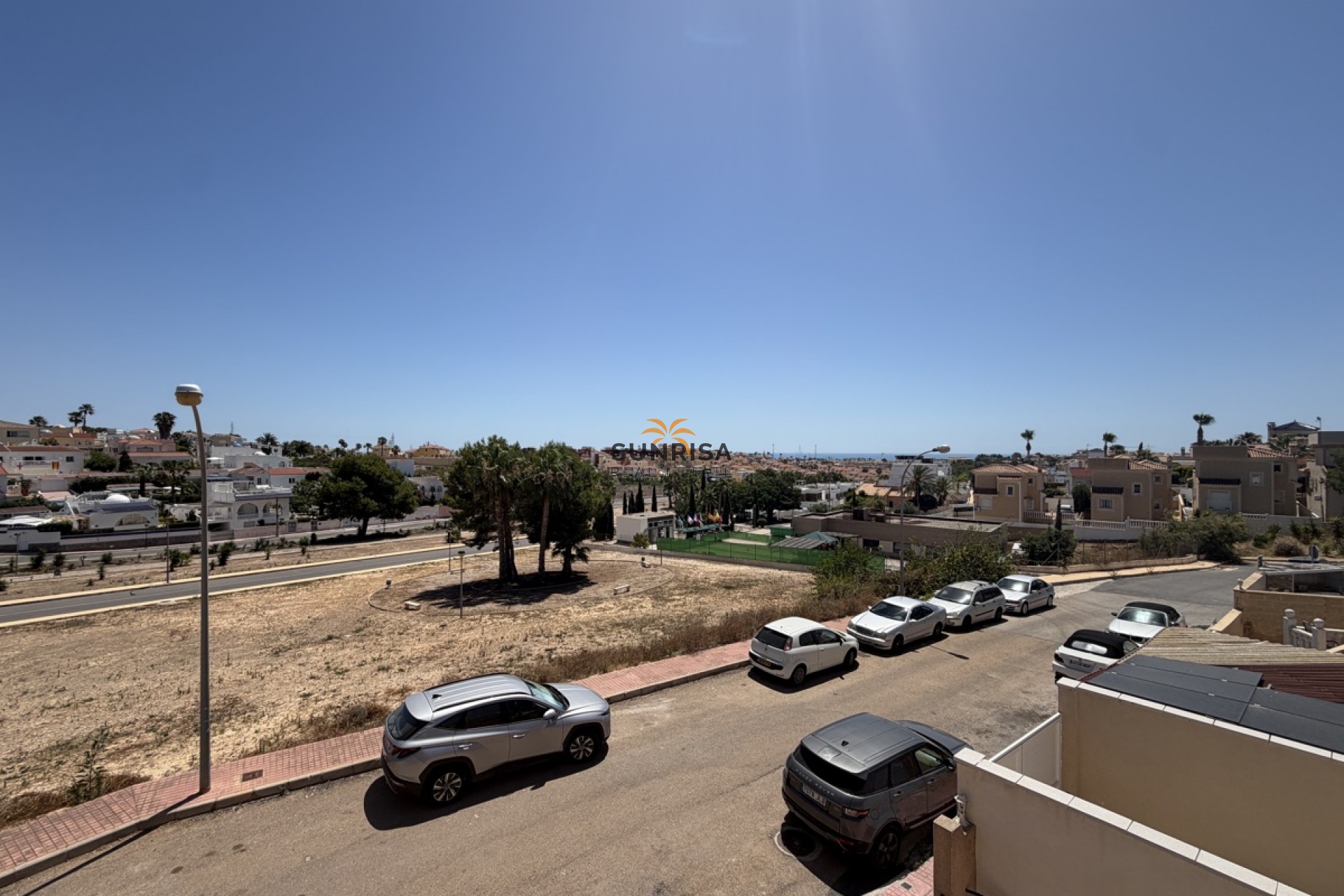 Resale - Villa - Villamartin