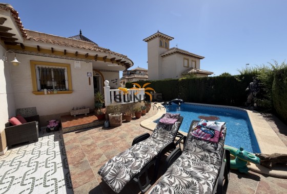 Villa · Revente - Villamartin · Alicante · Espagne