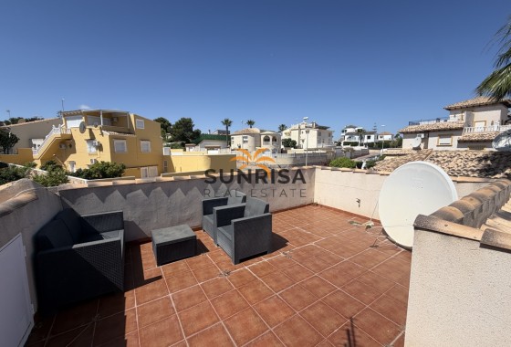 Villa · Revente - Villamartin · Alicante · Espagne