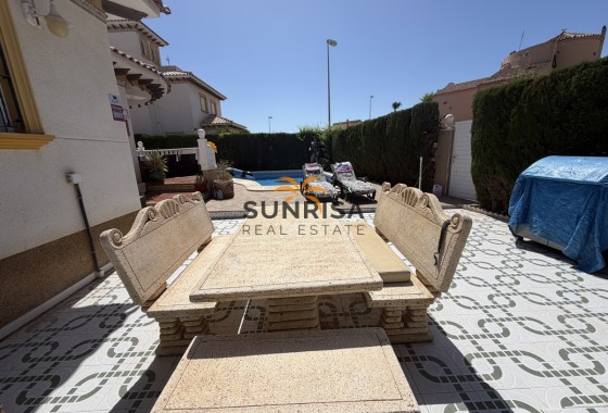Villa · Revente - Villamartin · Alicante · Espagne