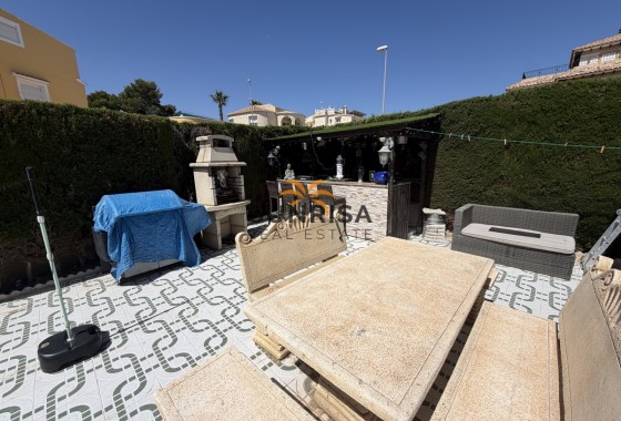 Villa · Revente - Villamartin · Alicante · Espagne