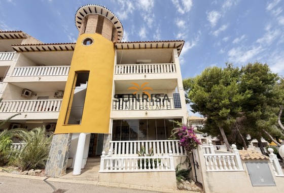 Appartement · Herverkoop - Villamartin · Alicante · Spanje