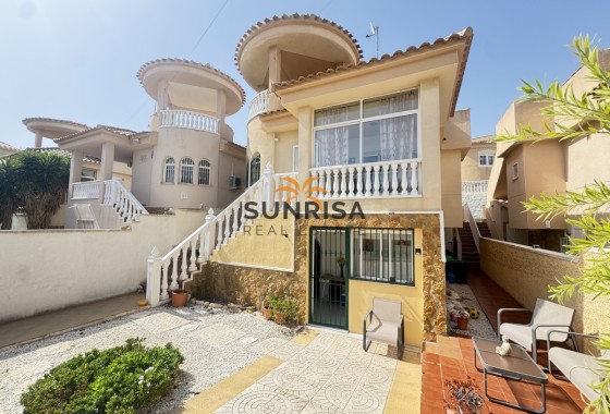 Villa · Herverkoop - Villamartin · Alicante · Spanje