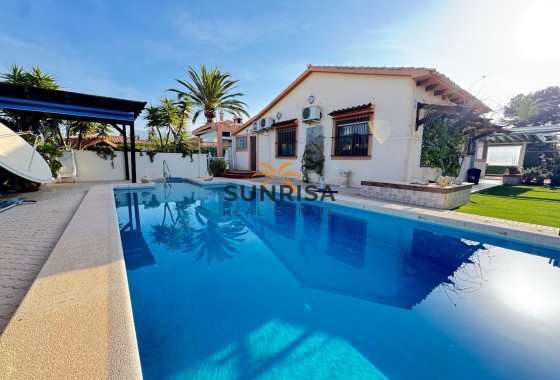 Villa · Reventa - Cabo Roig · Alicante · España