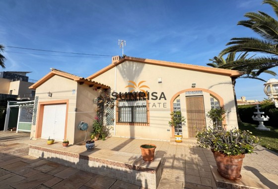 Villa · Reventa - Cabo Roig · Alicante · España