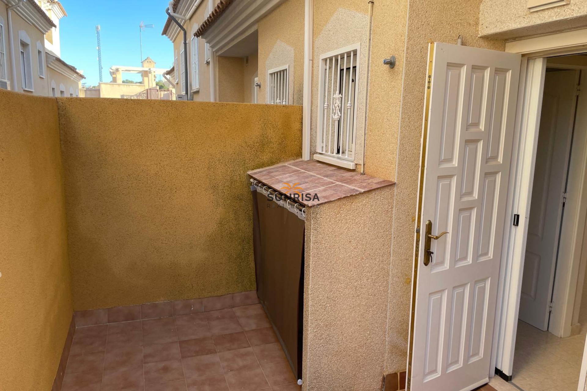 Resale - Townhouse - Villamartin