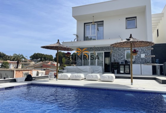 Villa · Reventa - Los Balcones · Alicante · España