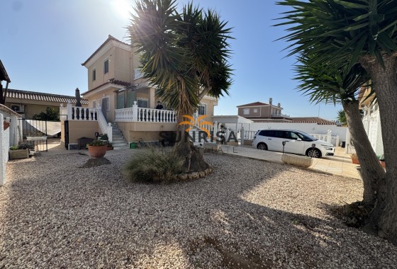 Villa · Reventa - Ciudad Quesada · Alicante · España