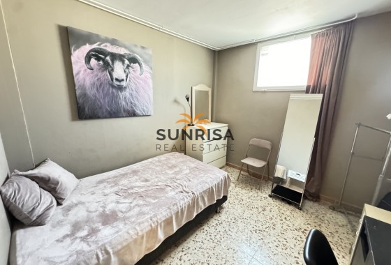 Villa · Reventa - Ciudad Quesada · Alicante · España