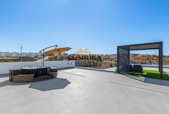 Casa · Obra nueva - La Finca Golf · Alicante · España