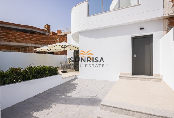 Maison de ville · Nouvelle construction - Torrevieja · Alicante · Espagne