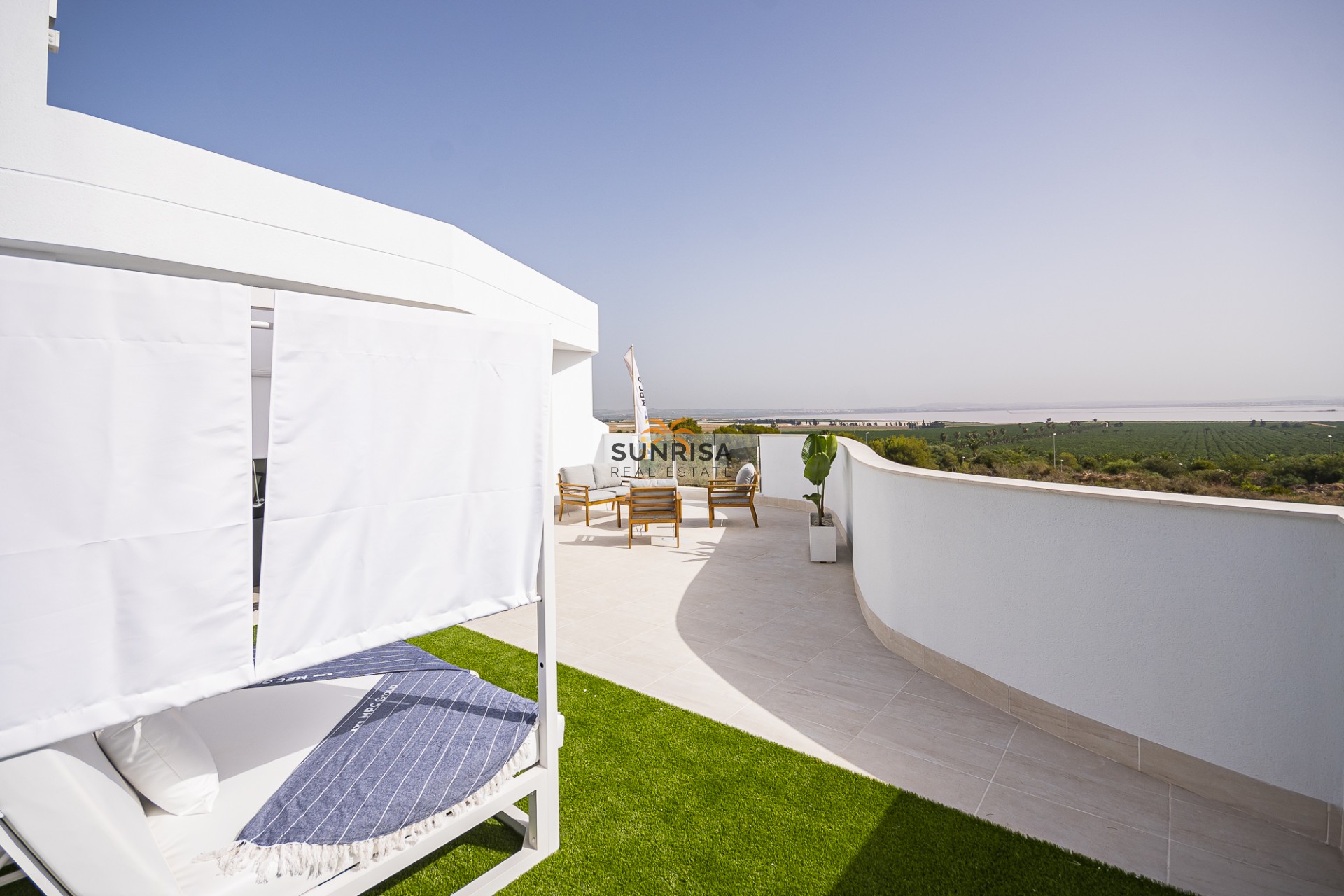 Obra nueva - Adosado - Torrevieja