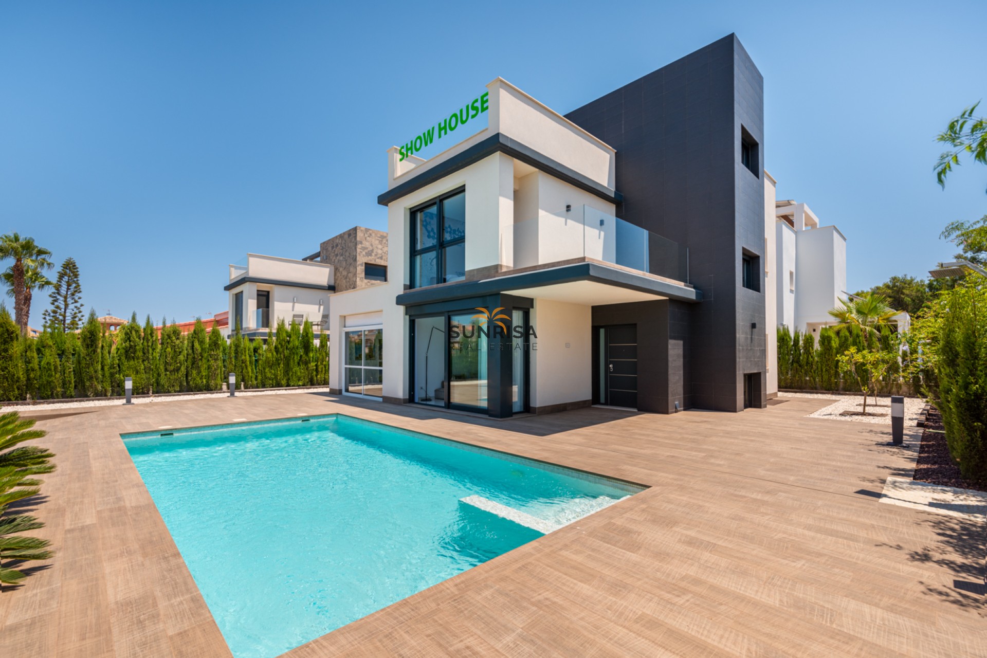 Obra nueva - Casa - Playa Paraiso