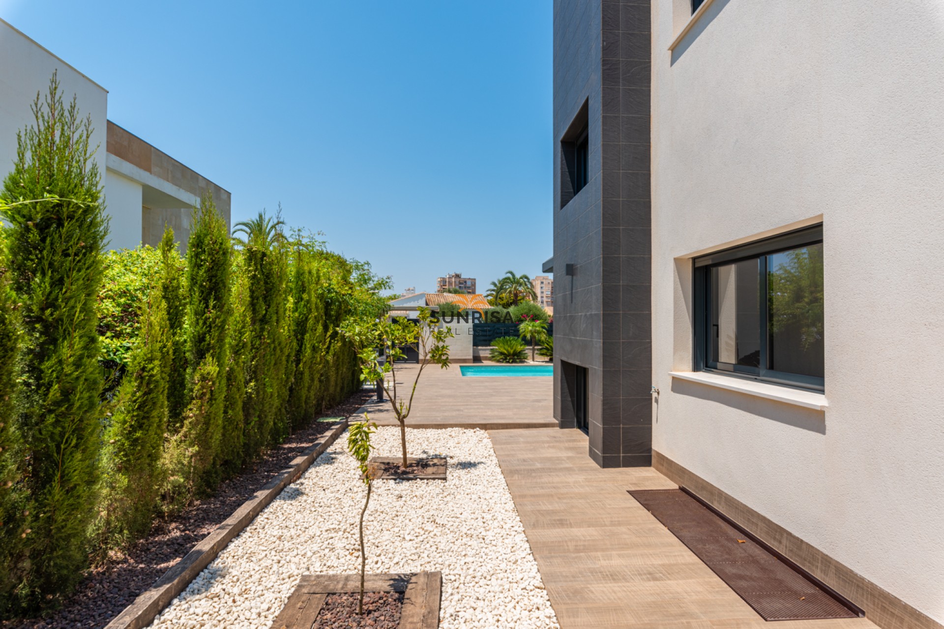 Obra nueva - Casa - Playa Paraiso