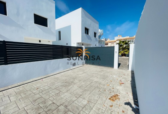 Casa · Obra nueva - Torrevieja · Alicante · España