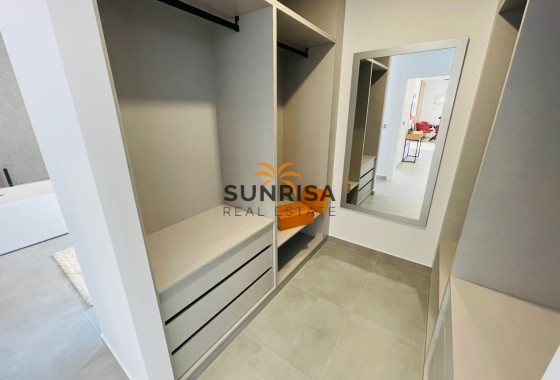 Casa · Obra nueva - Torrevieja · Alicante · España