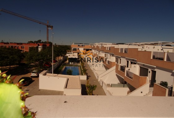 Bungalow · Obra nueva - Pilar de la Horadada · Alicante · España